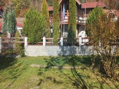 Hotelpensiune 4 camere vanzare in Sibiu, Rasinari