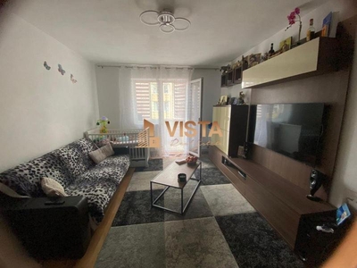 Apartament cu 3 camere in zona Astra, Brasov