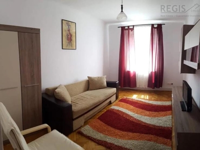 Apartament decomandat cu 2 camere | Zona Strada Lunga