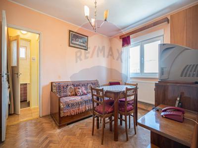 Apartament 3 camere vanzare in bloc de apartamente Brasov, Sacele, Electroprecizia