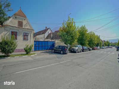 Oportunitate de investiție | Imobil săsesc cu proiect de apartamentare