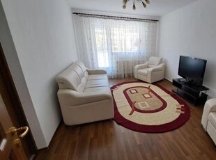 3 camere, decomandat, 75 mp, de inchiriat apartament in zona Centru, ULTRACENTRAL - Bd. Stefan cel Mare, Cod 156008