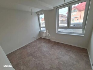 Apartament 2 camere, Bloc Nou, plus Parcare, Zona Semicentrala