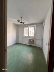 Apartament cu 3 camere, mobilat si utilat, aer conditionat, zona Flori