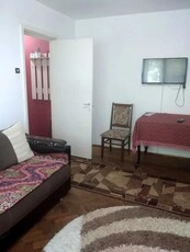 Apartament cu 2 camere - zona Podu Ros