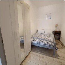 Apartament cu 2 camere, zona Podul de Piatra