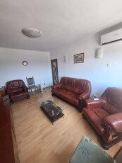 Apartament cu 3 camere decomandat, etaj 6/8, zona Gara