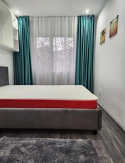 Apartament cu 3 camere, decomandat, etajul 1/4, zona Dacia-Bicaz