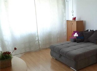 Apartament de inchiriat