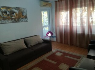 Apartament de inchiriat