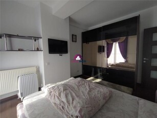 Apartament de inchiriat