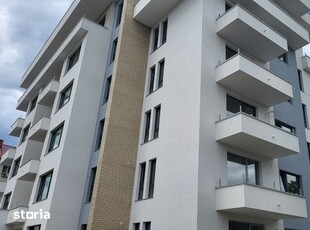 Apartament nou cu 3 camere zona Piata Mare