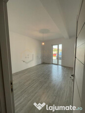 Dumbravita- OPORTUNITATE: Apartament 4 camere, foarte gener