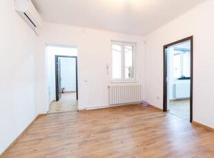 Stefan cel Mare | Metrou 8 min | Casa 2 camere | Renovata