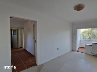 Tomis nord-apartament 3 camere circular