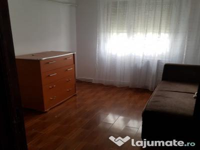 Apartament 3 camere Mircea cel Batran