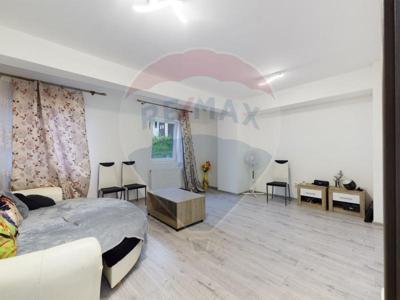 Apartament cu 2 camere decomandat de inchiriat, Floresti