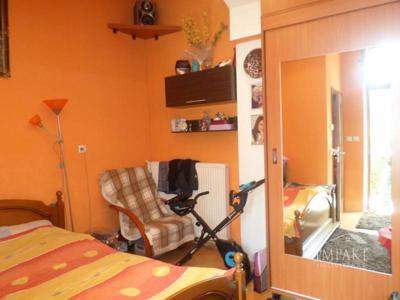 Apartament semidecomandat cu 3 camere in Centru!