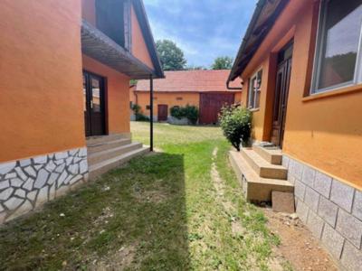 Casa/Proprietate de vanzare Pianu de Sus, cu 3260 mp teren aferent