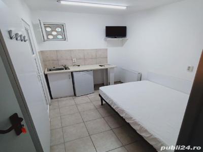 Libera acum,14-15 mp,Chiar in Complex Studentesc Cu Bucataria Comuna,Baie Proprie -180 E