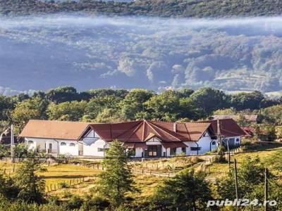 Pensiune / casa de vacanta zona de munte din Mehedinti