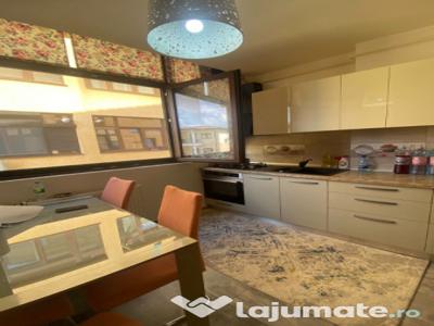 Apartament 3 camere Valea Adanca-Mega Image, loc de parcare