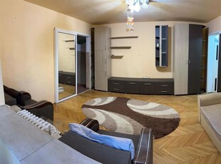 Apartament 3 camere, 2 bai, et.intermediar Micalaca-Orizont