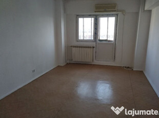 Apartament 3 camere decomandat,9/11, în Crangasi vizavi de