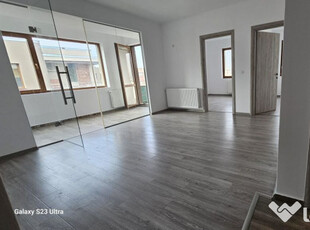 Apartament 3 camere Metalurgiei Cartierul Solar