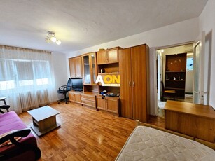 Apartament cu 2 Camere, Zona Dedeman