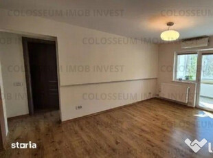 Apartament 4 camere, 2 bai, renovat - Centrul Civic