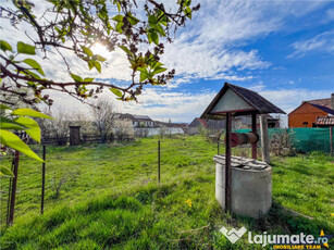 Teren extins de 1600 mp cu casa traditionala in Ilieni, Cent