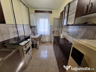 Apartament 2 camere, 54 mp, zona Cugir