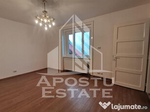 Apartament 2 camere, etaj intermediar, centrala proprie P...