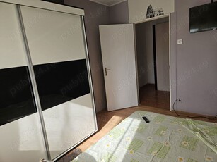 Apartament 3 camere .