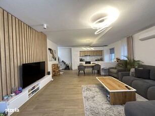 Apartament 3 camere 90 mp.parcare zona str.Paris