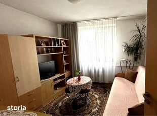 Apartament 3 camere de vanzare-Plopilor zona Salii Sporturilor