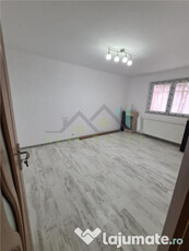 Apartament 3 camere decomandat, renovat Astra-Carpatilor