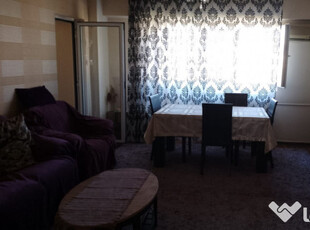 Apartament 3 camere- decomandat - zona Calea Calarasi