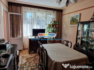 Apartament 3 camere, etaj 2 ,Bulevardul Chisinau