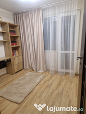 Apartament 4 camere semidecomandat etaj 5/10 zona Drumul Tab