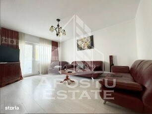 Apartament 5 camere, etaj intermediar + garaj,, zona Calea Lipovei