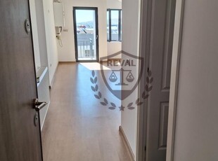 Apartament cu 2 camere in supr. de 85 mp., et.4, cartier Cetate.