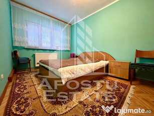 Apartament cu 3 camere, centrala proprie, situat in zona ...