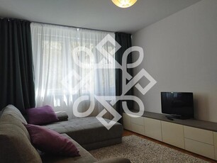 Apartament cu 3 camere de inchiriat in zona Rogerius