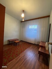 Apartament cu 3 camere, zona Astra