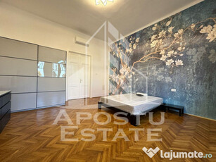 Apartament cu 4 camere semicentral in cladire istorica re...