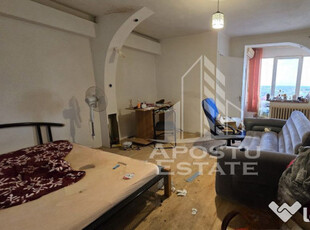 Apartament cu o camera ideal pentru investitie, zona Circ...