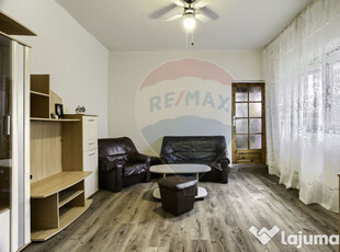 Apartament la casa în zona Intim