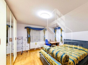 Apartament o camera in Dumbravita , loc de parcare,centrala proprie